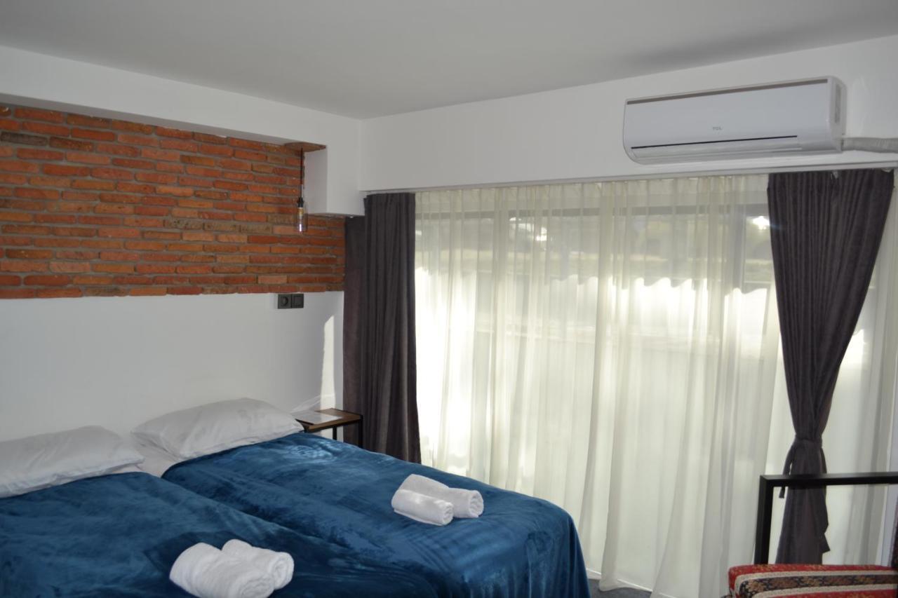 Hotel Baratashvili 12 Тбилиси Экстерьер фото