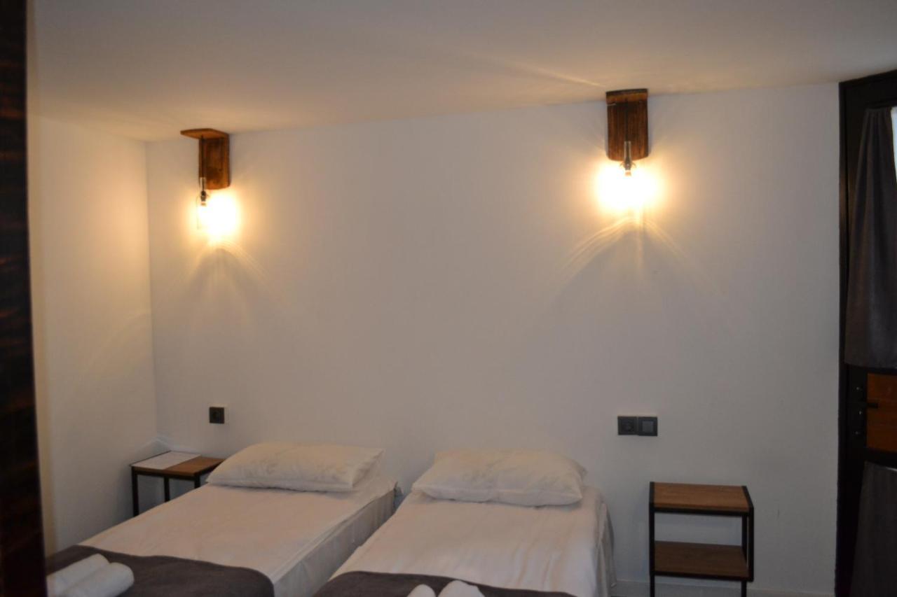 Hotel Baratashvili 12 Тбилиси Экстерьер фото